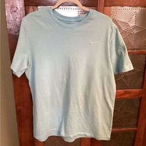 Nike tee shirt